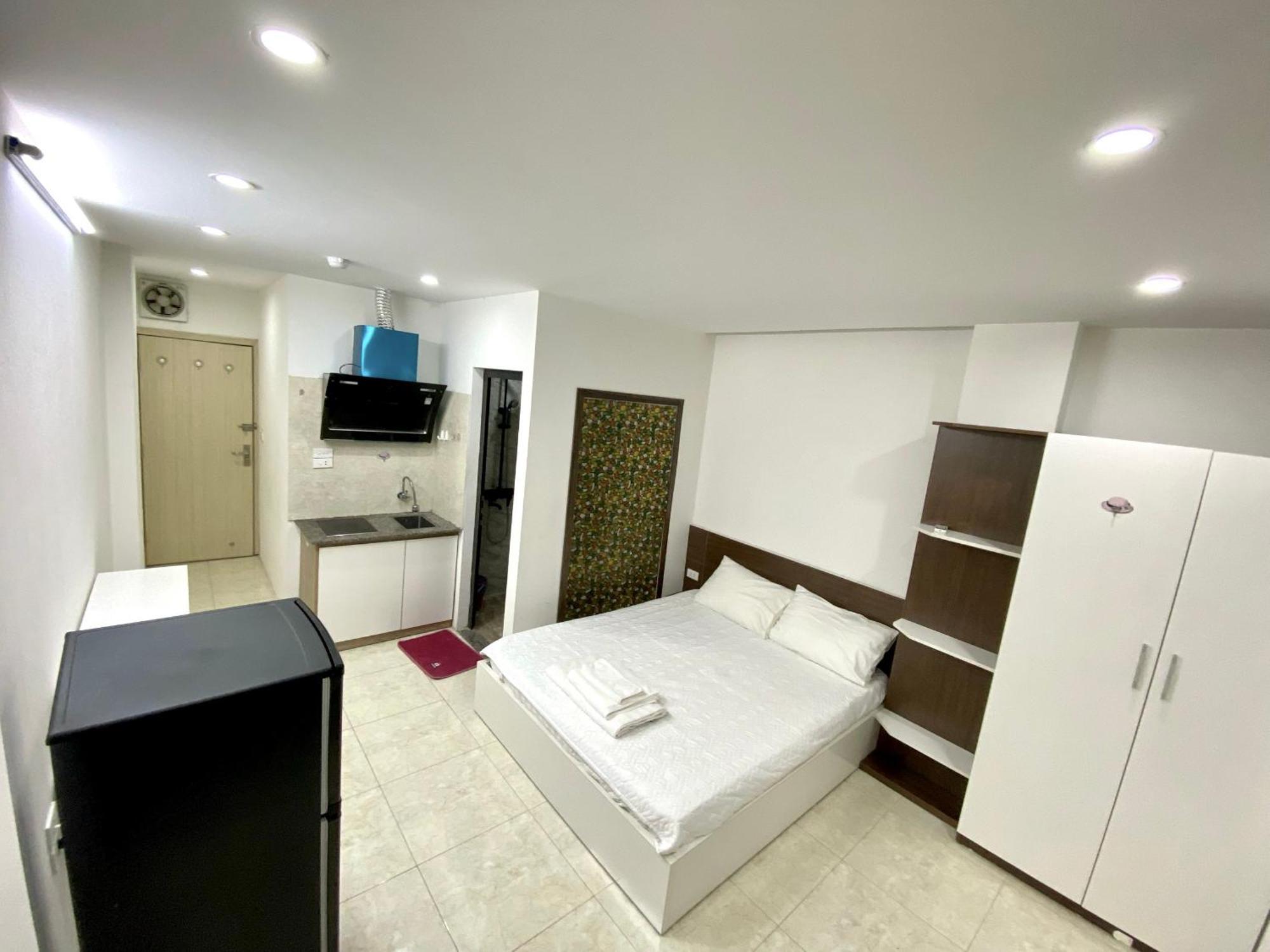 Era Apartment Ham Long Hanoi Eksteriør bilde